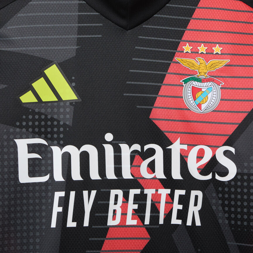SL Benfica Black Goalkeeper Jersey 2024-2025